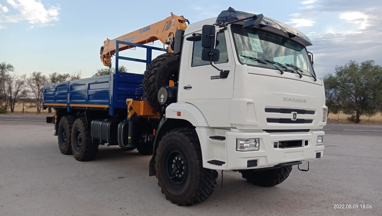 Бортовой автомобиль с КМУ, Манипулятор КАМАЗ